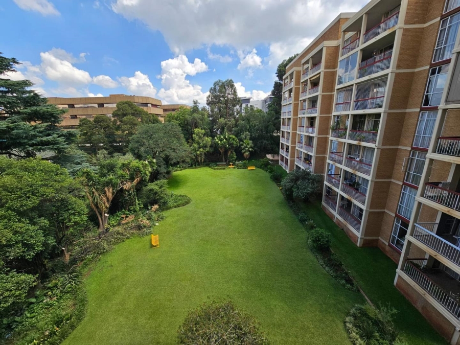 3 Bedroom Property for Sale in Parktown Gauteng