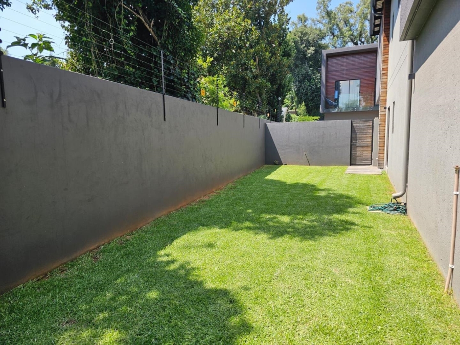 3 Bedroom Property for Sale in Saxonwold Gauteng