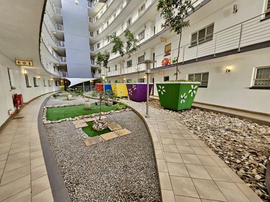 1 Bedroom Property for Sale in Riviera Gauteng