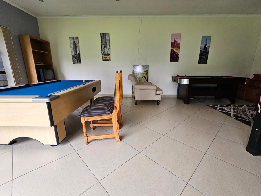 7 Bedroom Property for Sale in Oaklands Gauteng