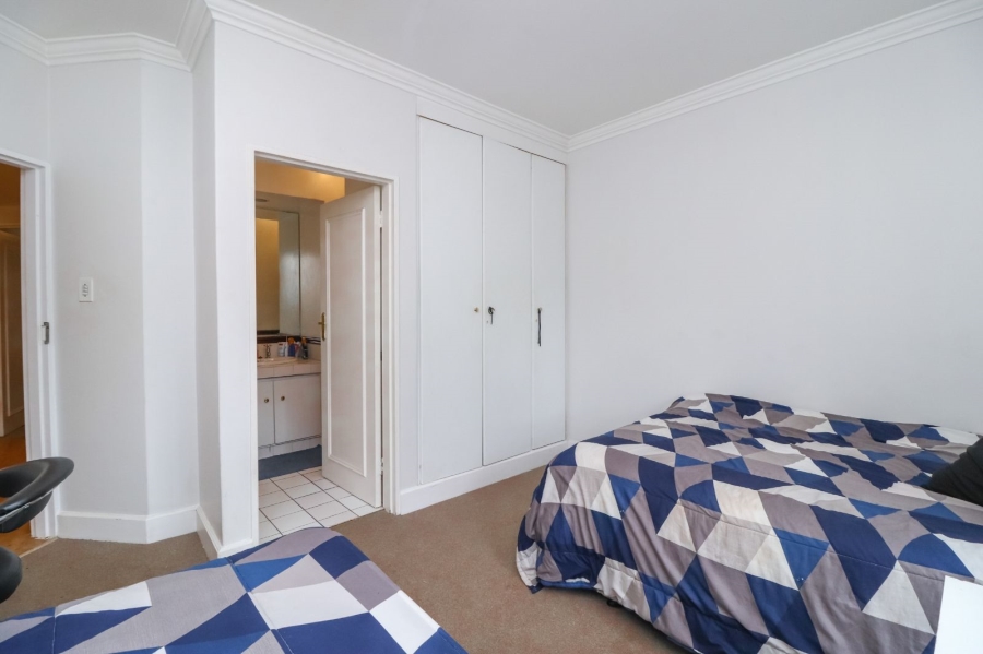 2 Bedroom Property for Sale in Saxonwold Gauteng