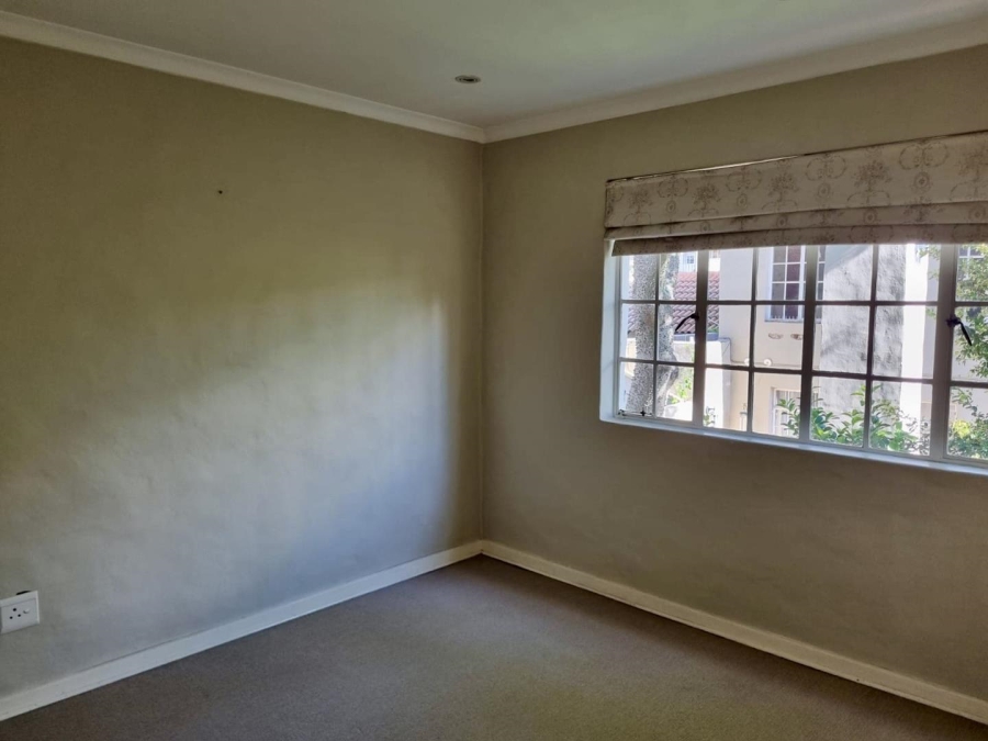 2 Bedroom Property for Sale in Oaklands Gauteng