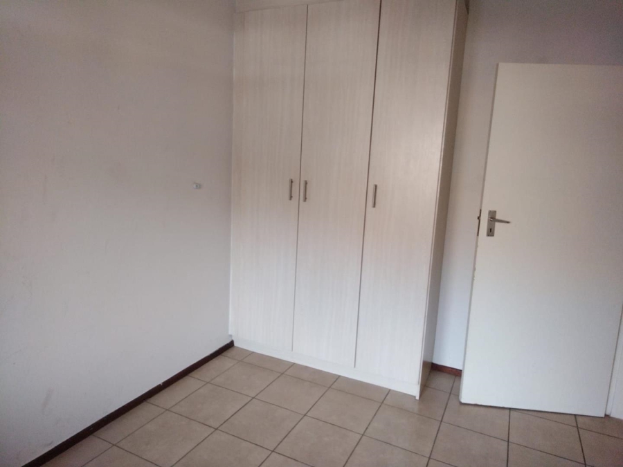 2 Bedroom Property for Sale in Noordwyk Gauteng