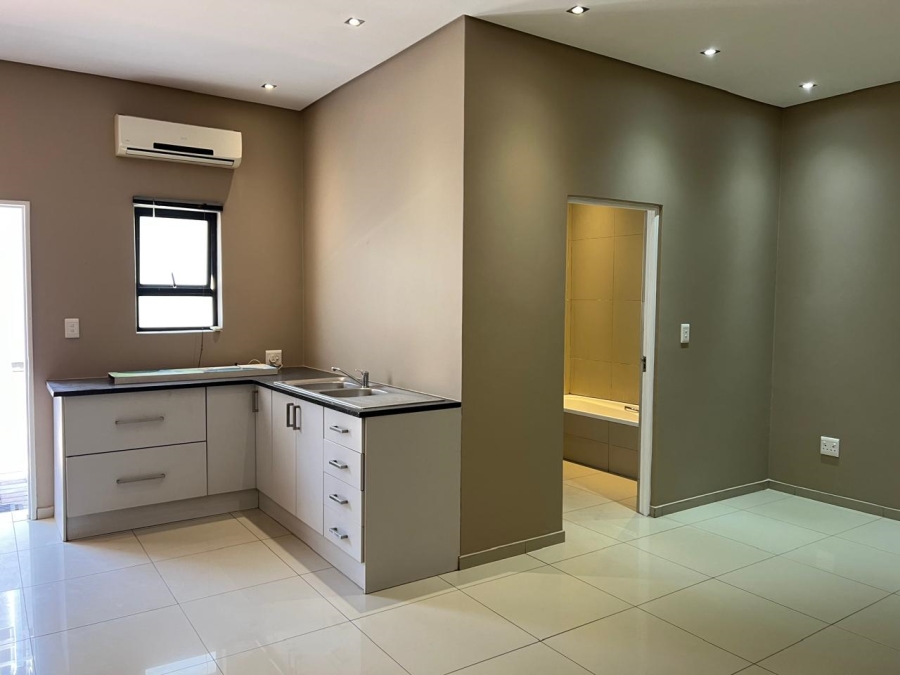 4 Bedroom Property for Sale in Gallo Manor Gauteng