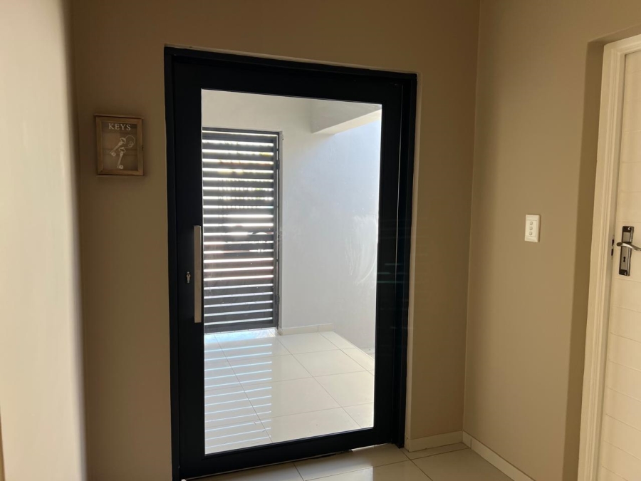 4 Bedroom Property for Sale in Gallo Manor Gauteng