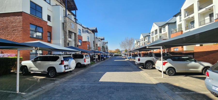 2 Bedroom Property for Sale in Greenstone Hill Gauteng