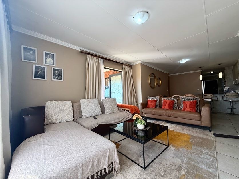 3 Bedroom Property for Sale in Amberfield Gauteng