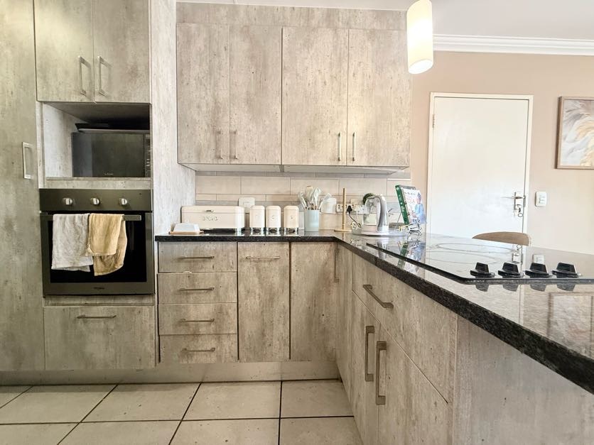 3 Bedroom Property for Sale in Amberfield Gauteng