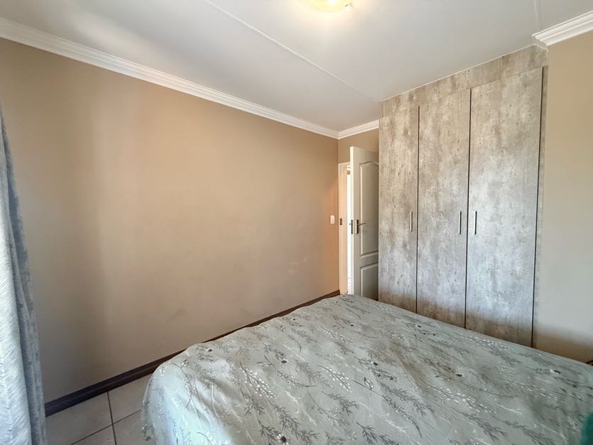 3 Bedroom Property for Sale in Amberfield Gauteng