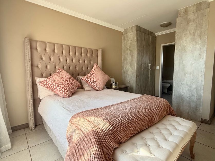 3 Bedroom Property for Sale in Amberfield Gauteng