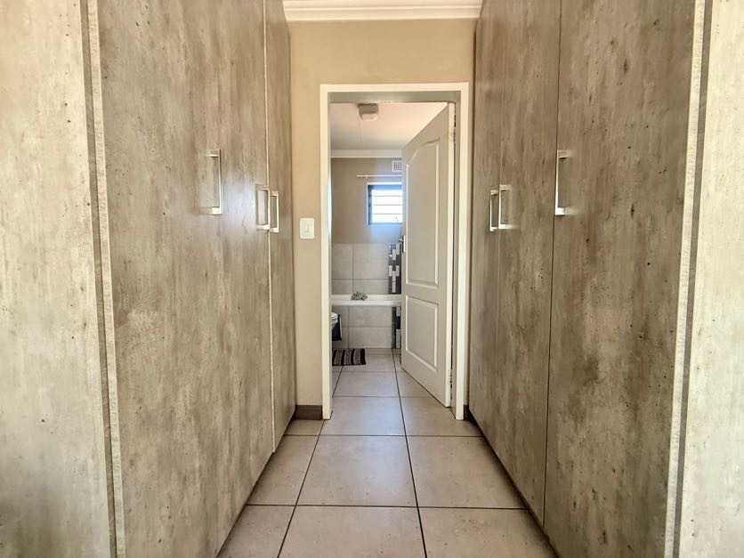 3 Bedroom Property for Sale in Amberfield Gauteng