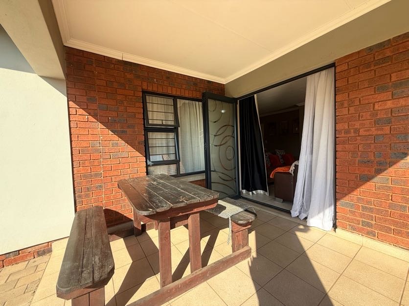3 Bedroom Property for Sale in Amberfield Gauteng