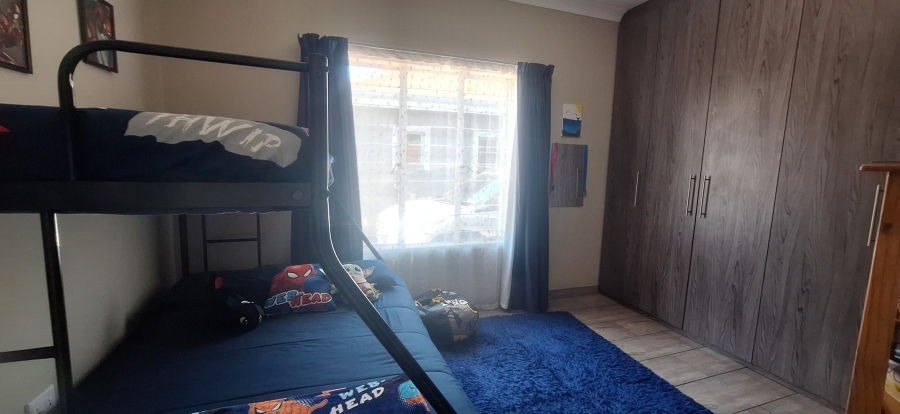 4 Bedroom Property for Sale in Krugersdorp North Gauteng