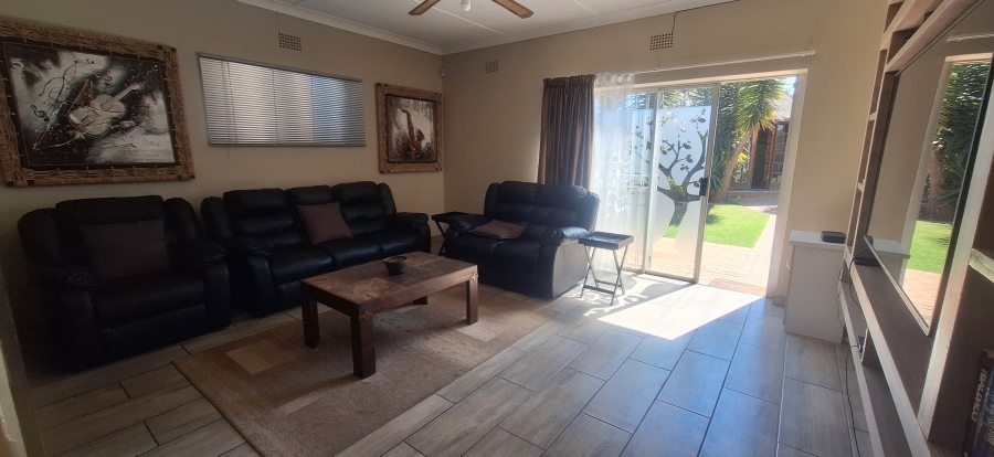 4 Bedroom Property for Sale in Krugersdorp North Gauteng