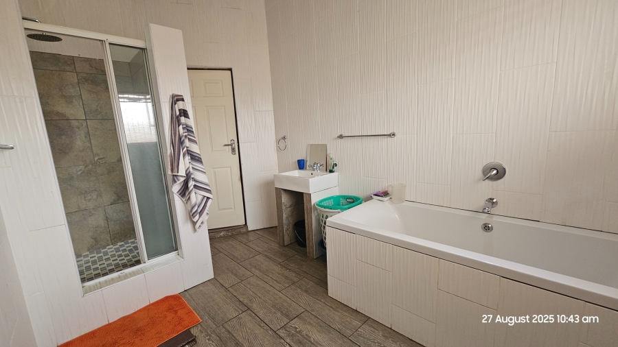 3 Bedroom Property for Sale in Homestead Apple Orchards Gauteng