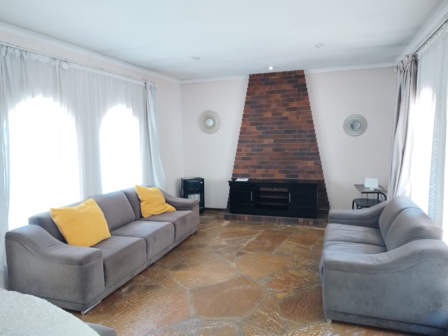 3 Bedroom Property for Sale in Birchleigh North Gauteng