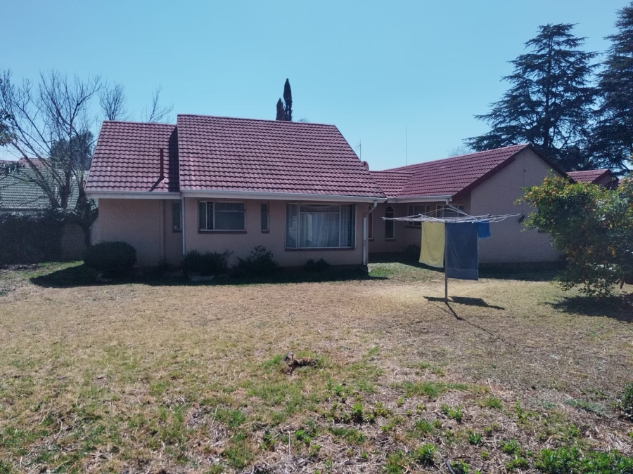 3 Bedroom Property for Sale in Birchleigh North Gauteng