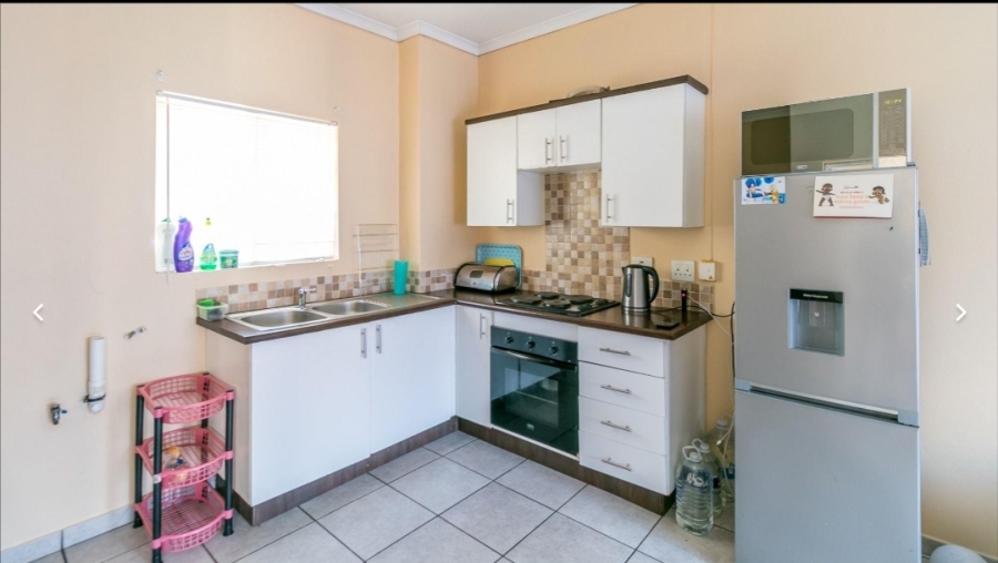 1 Bedroom Property for Sale in Grand Central Gauteng