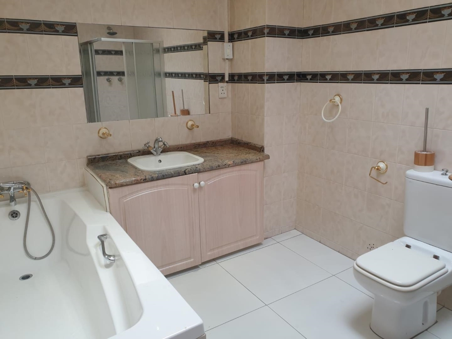 To Let 2 Bedroom Property for Rent in Orchards Gauteng