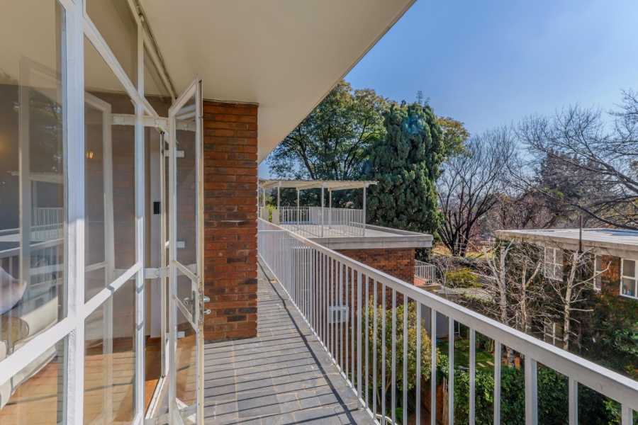 To Let 2 Bedroom Property for Rent in Essexwold Gauteng