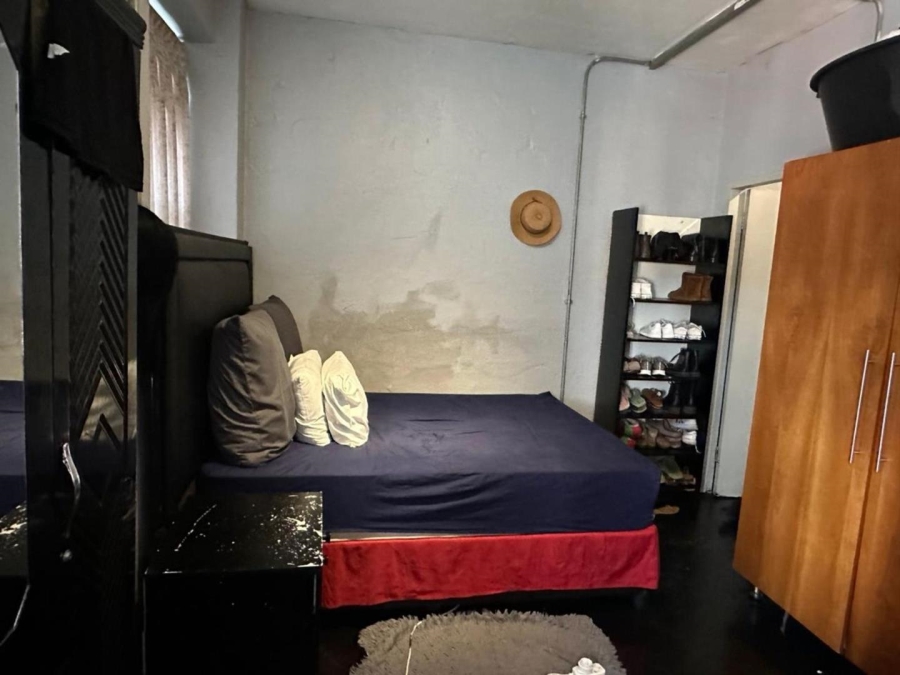 1 Bedroom Property for Sale in Johannesburg Central Gauteng