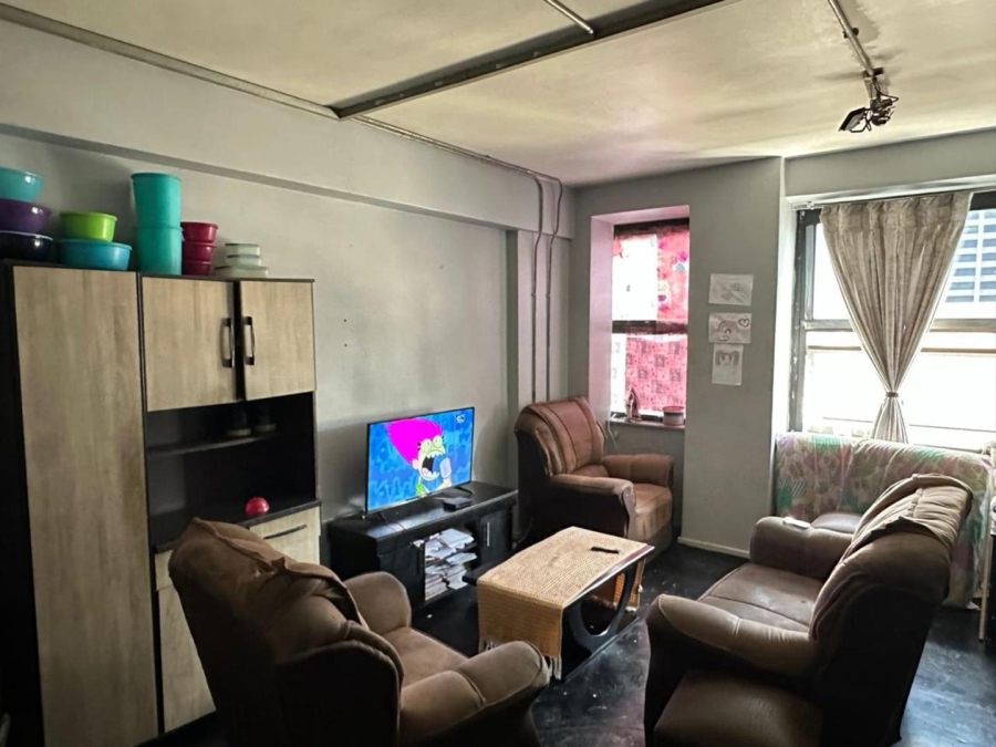 1 Bedroom Property for Sale in Johannesburg Central Gauteng