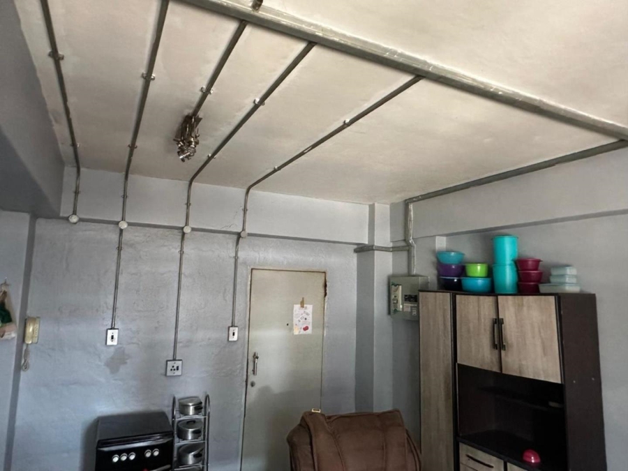 1 Bedroom Property for Sale in Johannesburg Central Gauteng