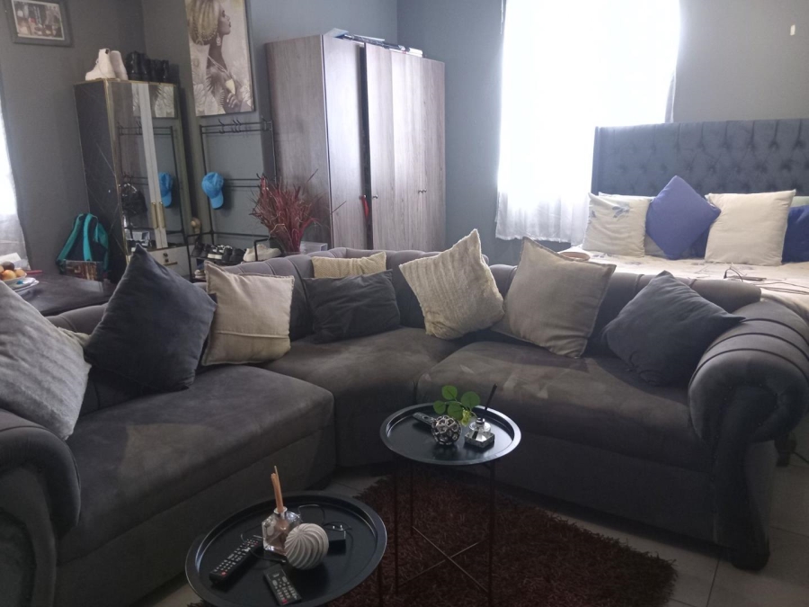 17 Bedroom Property for Sale in Yeoville Gauteng