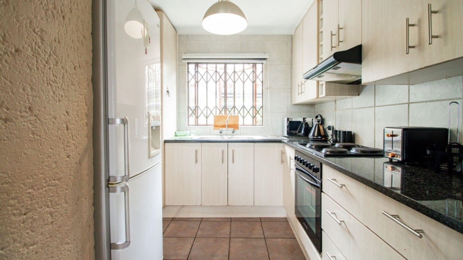2 Bedroom Property for Sale in Sunnyrock Gauteng