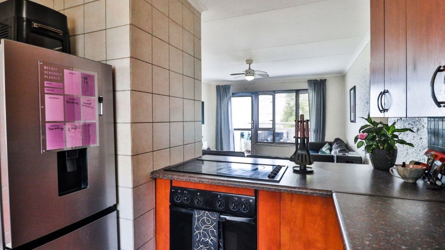 2 Bedroom Property for Sale in Sunnyrock Gauteng