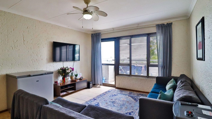 2 Bedroom Property for Sale in Sunnyrock Gauteng