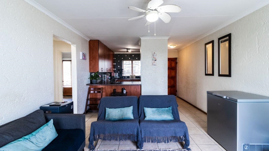 2 Bedroom Property for Sale in Sunnyrock Gauteng