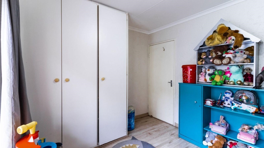 2 Bedroom Property for Sale in Sunnyrock Gauteng