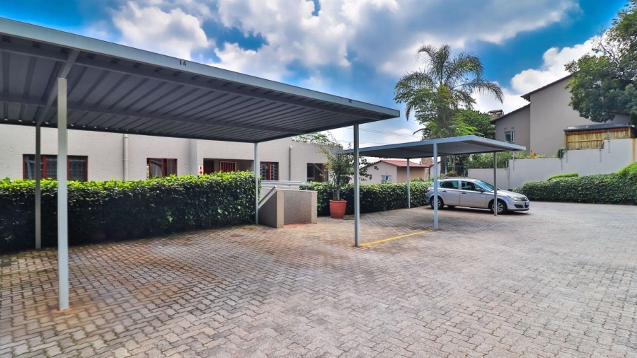 2 Bedroom Property for Sale in Sunnyrock Gauteng
