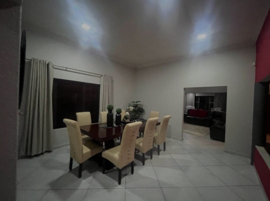 To Let 4 Bedroom Property for Rent in Ravenswood Gauteng