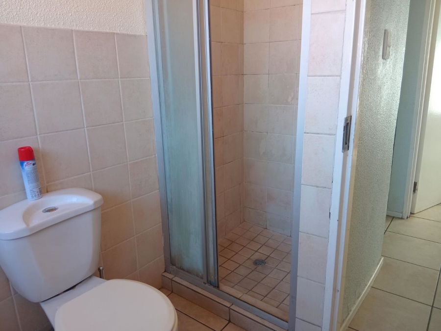 2 Bedroom Property for Sale in Edleen Gauteng