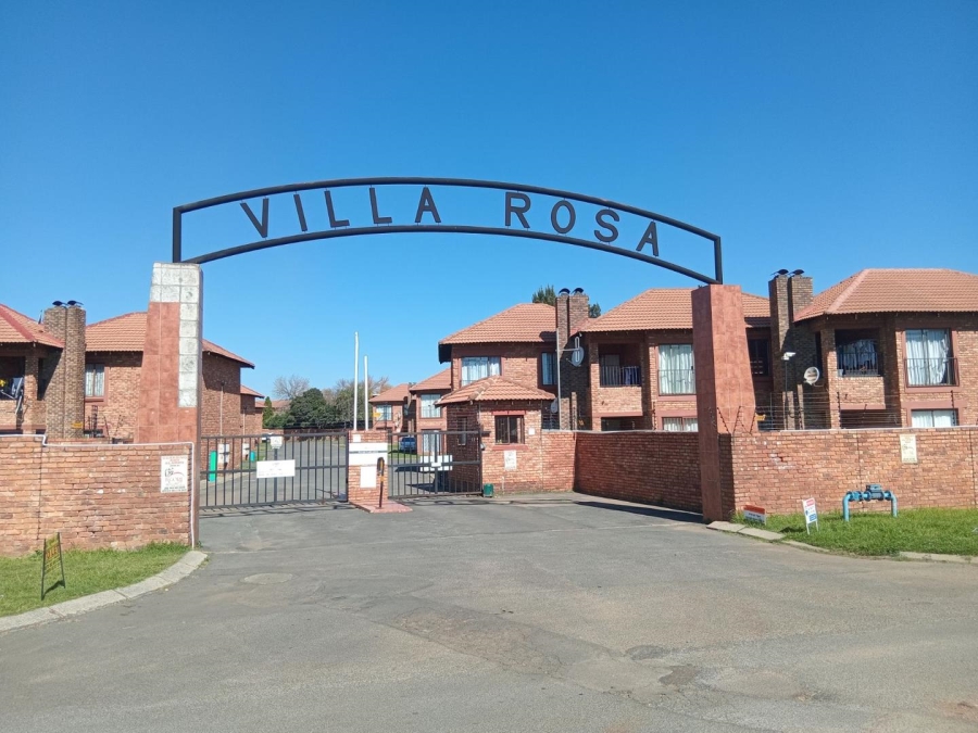 2 Bedroom Property for Sale in Edleen Gauteng