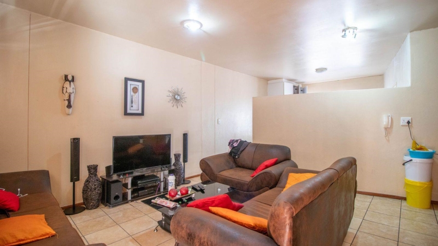 1 Bedroom Property for Sale in Sunnyside Gauteng