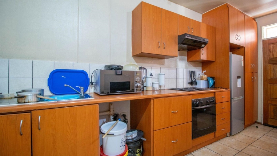 1 Bedroom Property for Sale in Sunnyside Gauteng