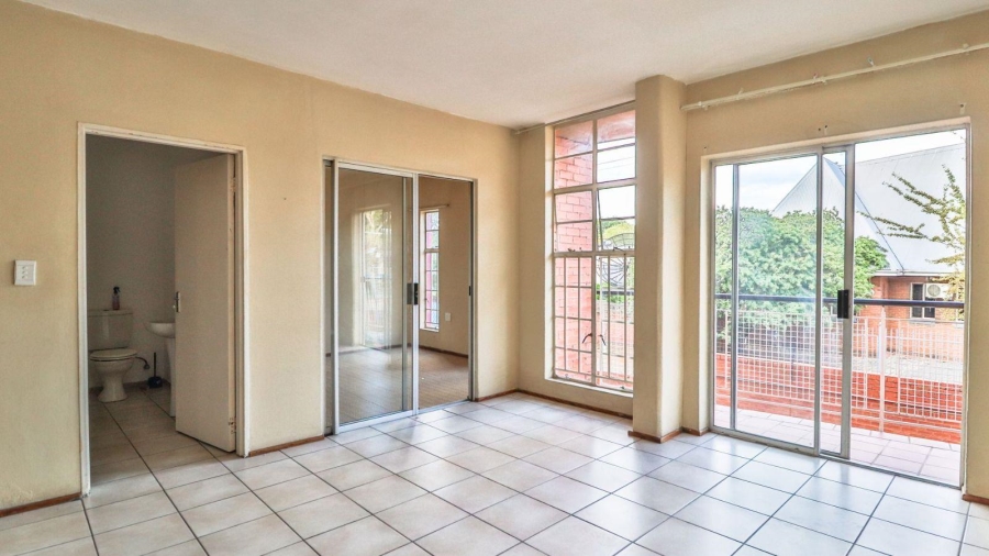 2 Bedroom Property for Sale in Sunnyside Gauteng
