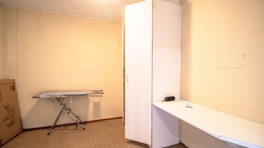 2 Bedroom Property for Sale in Sunnyside Gauteng