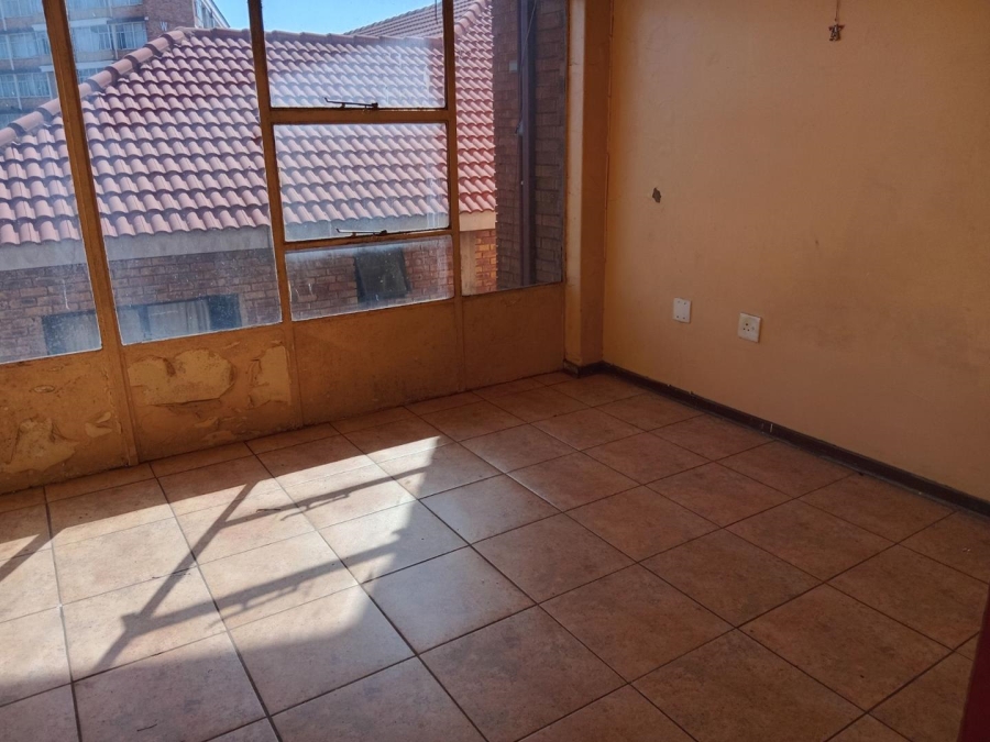 1 Bedroom Property for Sale in Kempton Park Central Gauteng