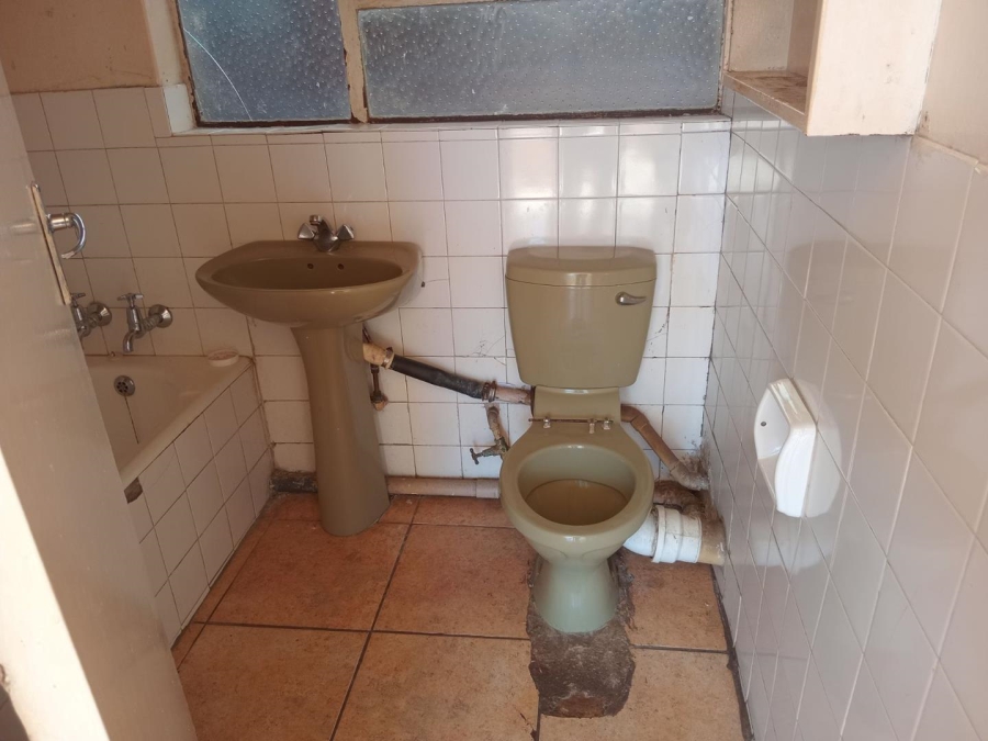 1 Bedroom Property for Sale in Kempton Park Central Gauteng