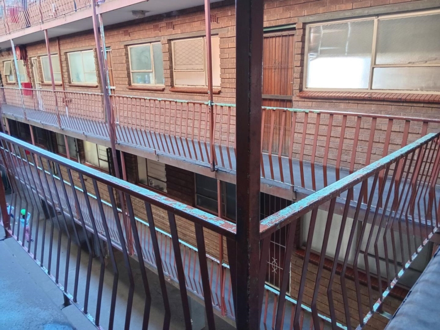 1 Bedroom Property for Sale in Kempton Park Central Gauteng