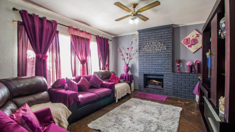 4 Bedroom Property for Sale in Birch Acres Gauteng