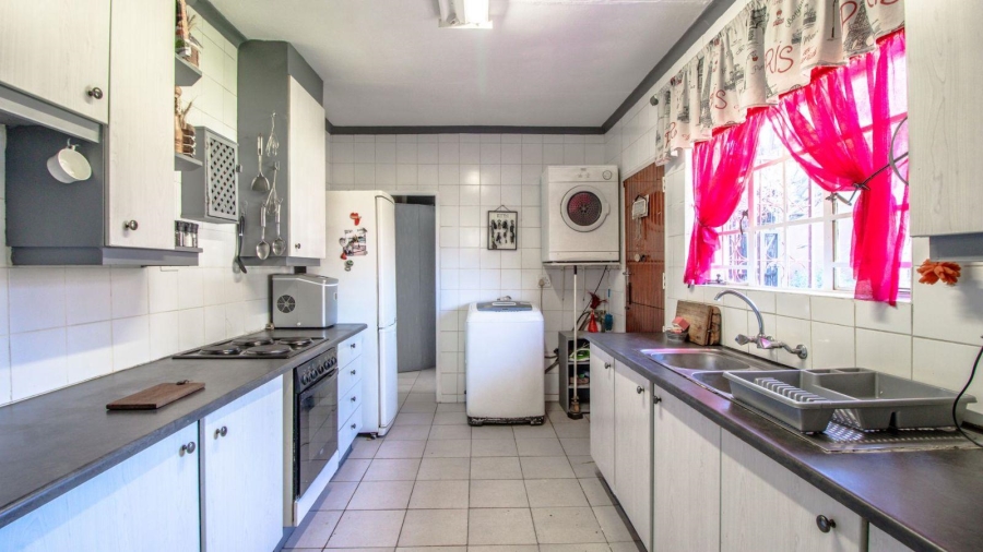 4 Bedroom Property for Sale in Birch Acres Gauteng