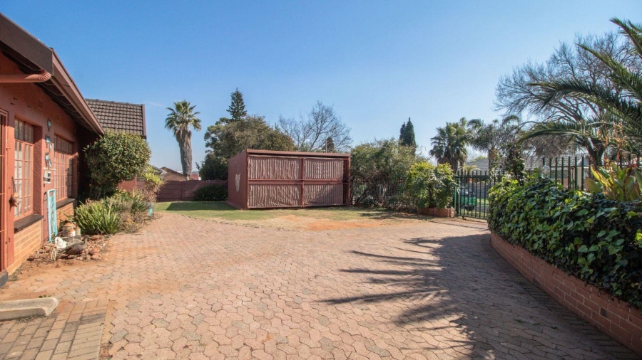 4 Bedroom Property for Sale in Birch Acres Gauteng