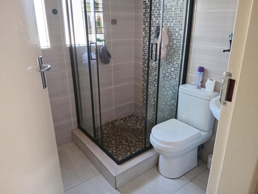 2 Bedroom Property for Sale in Norkem Park Gauteng