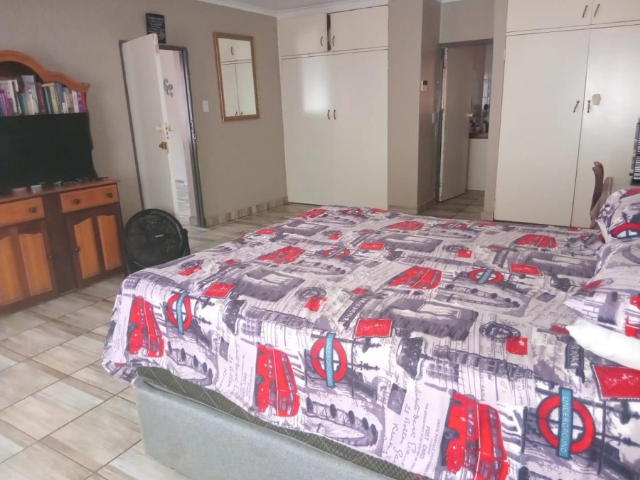 3 Bedroom Property for Sale in Birch Acres Gauteng