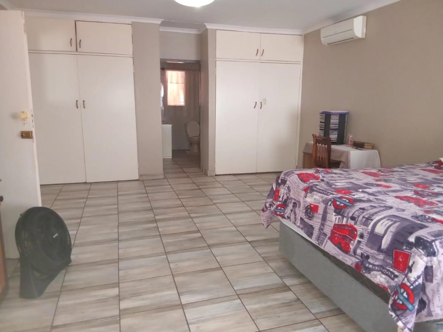 3 Bedroom Property for Sale in Birch Acres Gauteng